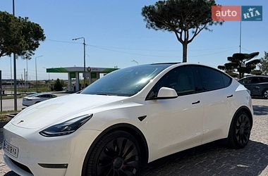 Внедорожник / Кроссовер Tesla Model Y 2022 в Львове