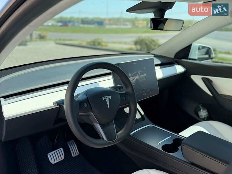 Внедорожник / Кроссовер Tesla Model Y 2022 в Львове