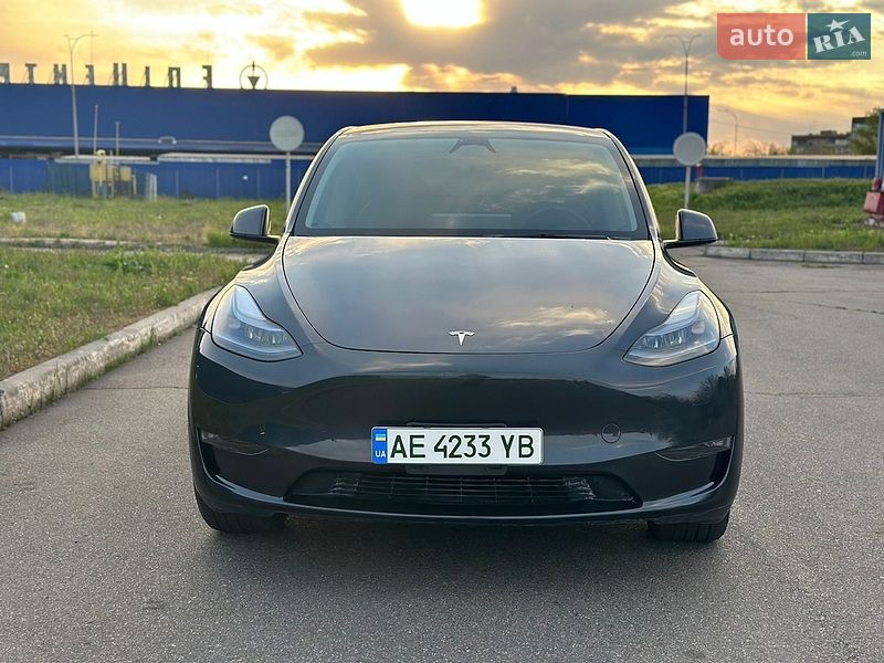 Позашляховик / Кросовер Tesla Model Y 2024 в Кривому Розі