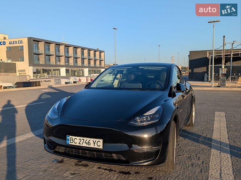 Внедорожник / Кроссовер Tesla Model Y 2024 в Львове фото 3 Внедорожник / Кроссовер Tesla Model Y 2024 в Львове
