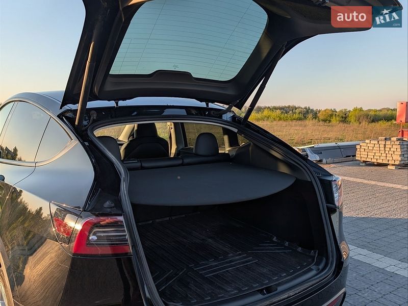 Внедорожник / Кроссовер Tesla Model Y 2024 в Львове фото 19 Внедорожник / Кроссовер Tesla Model Y 2024 в Львове