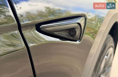 Внедорожник / Кроссовер Tesla Model Y 2022 в Житомире