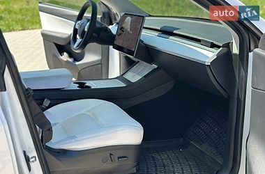 Внедорожник / Кроссовер Tesla Model Y 2021 в Тернополе