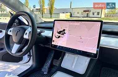 Внедорожник / Кроссовер Tesla Model Y 2021 в Тернополе