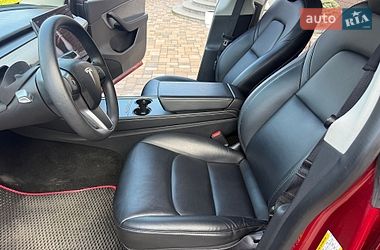 Внедорожник / Кроссовер Tesla Model Y 2022 в Киеве