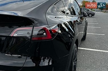 Внедорожник / Кроссовер Tesla Model Y 2024 в Киеве