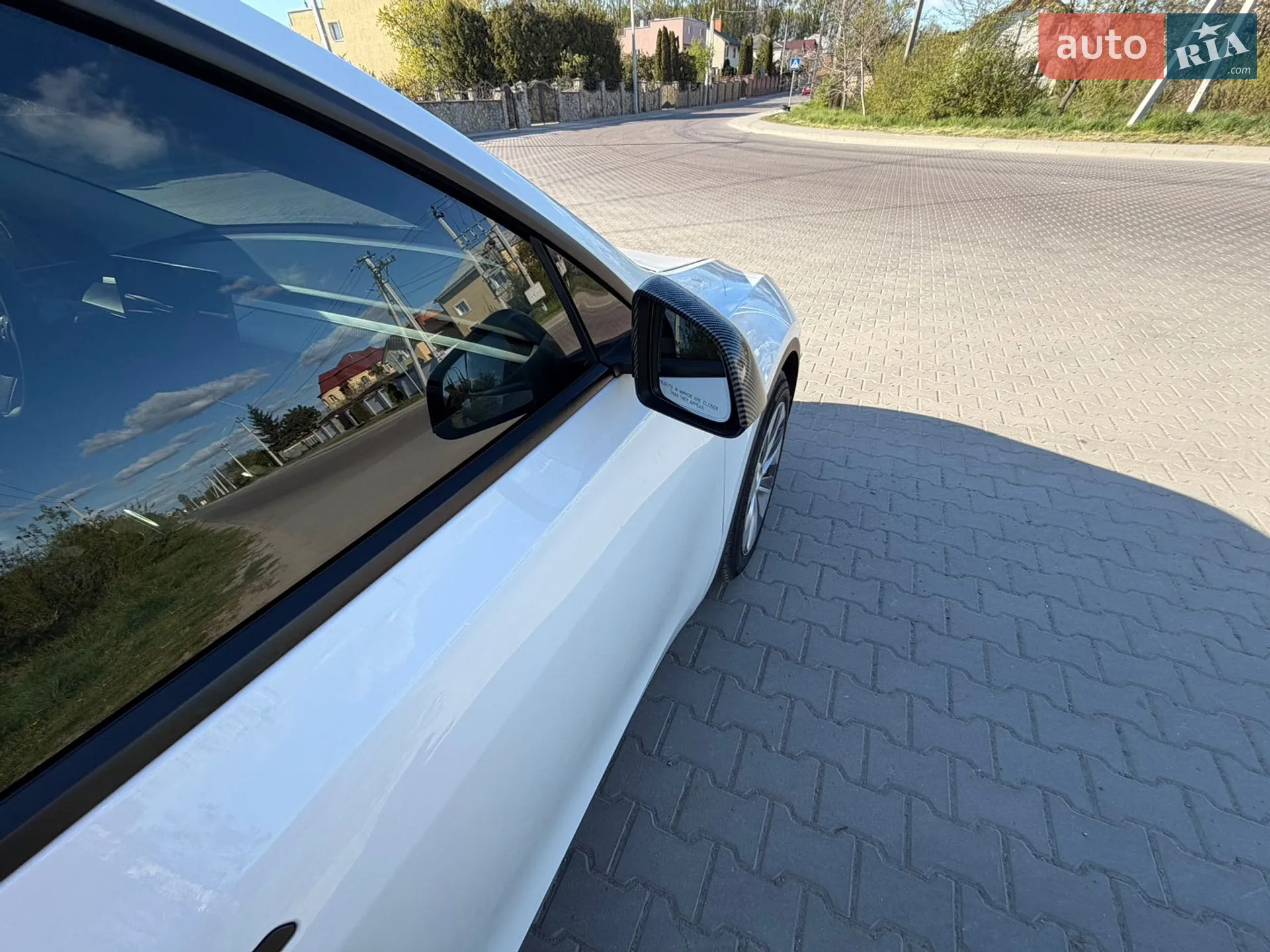 2023 Tesla Model Y - мініатюра 4