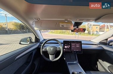 Внедорожник / Кроссовер Tesla Model Y 2023 в Львове