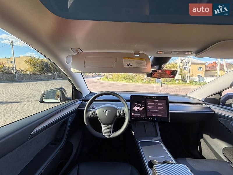 Внедорожник / Кроссовер Tesla Model Y 2023 в Львове
