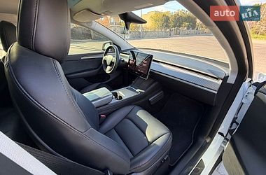 Внедорожник / Кроссовер Tesla Model Y 2023 в Львове