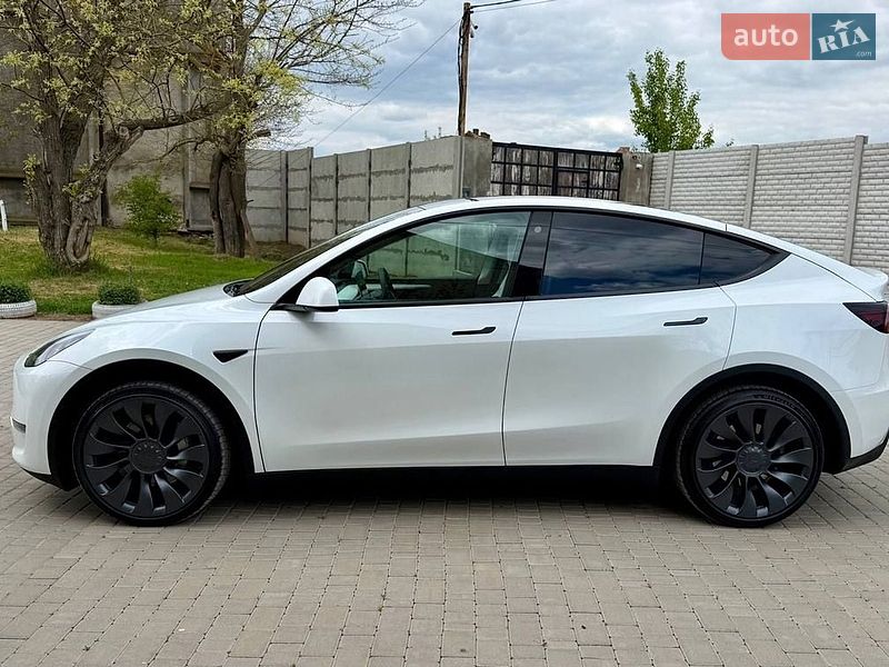 Внедорожник / Кроссовер Tesla Model Y 2022 в Одессе