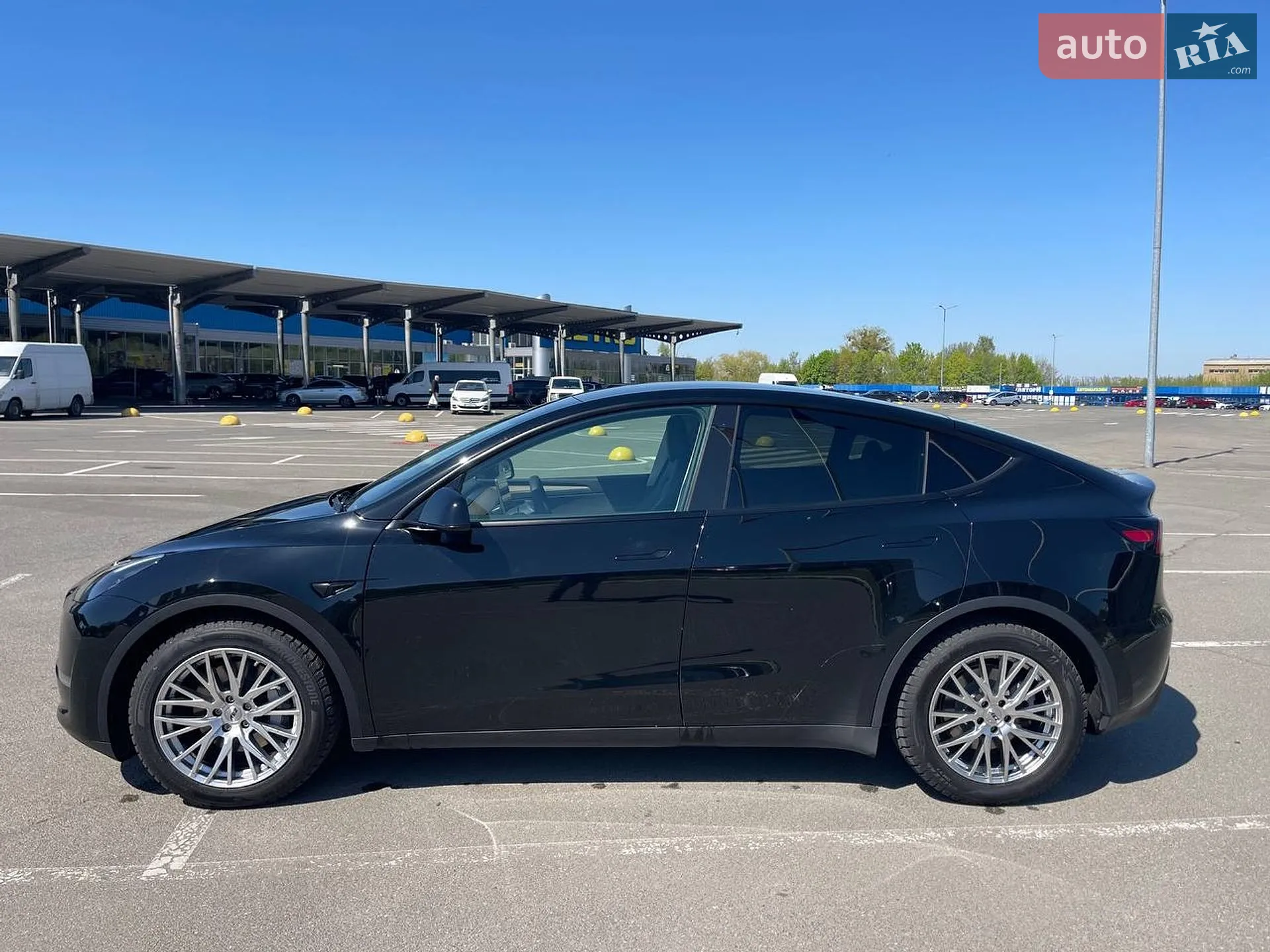 2023 Tesla Model Y - мініатюра 2