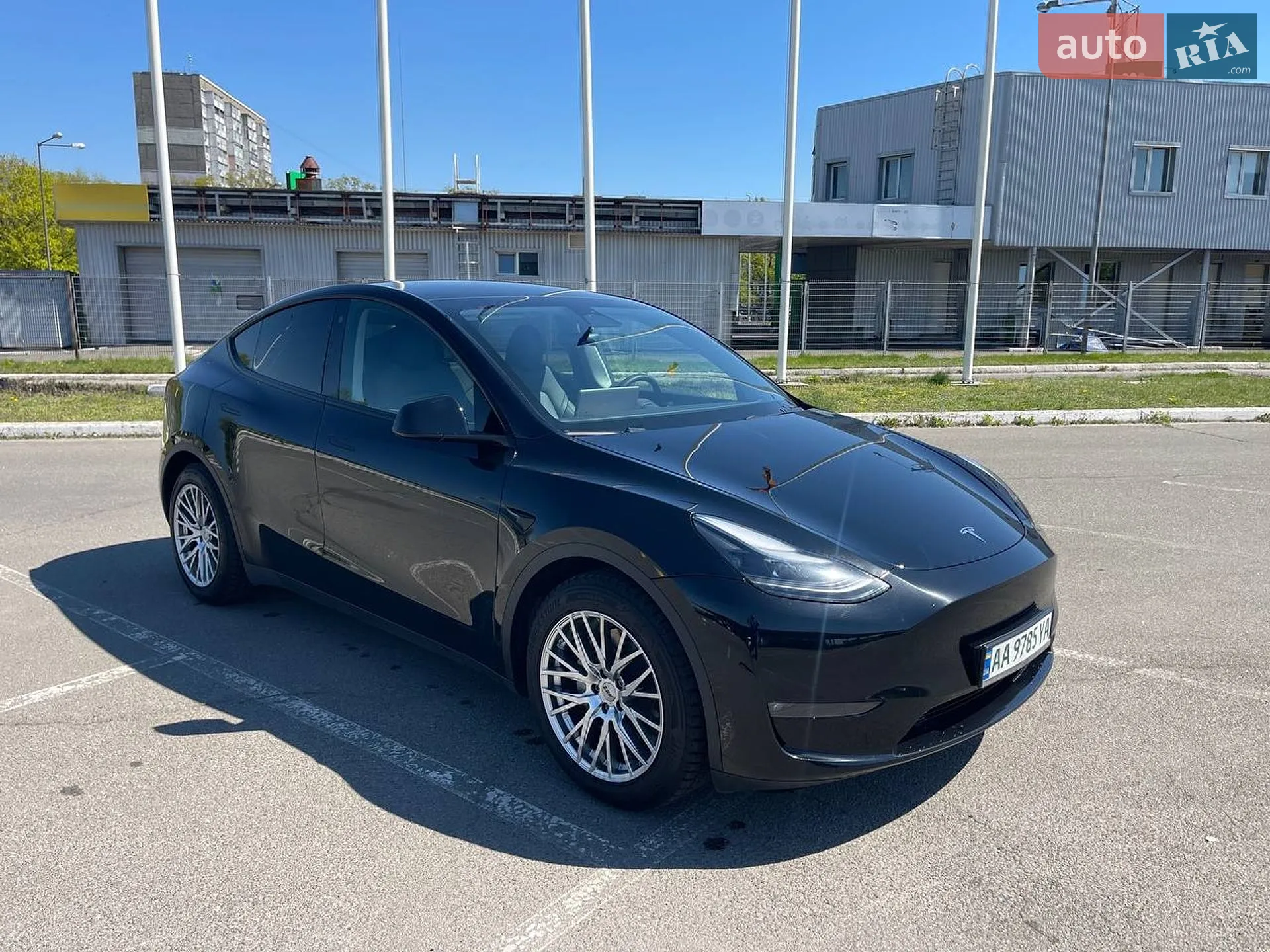 2023 Tesla Model Y - мініатюра 3