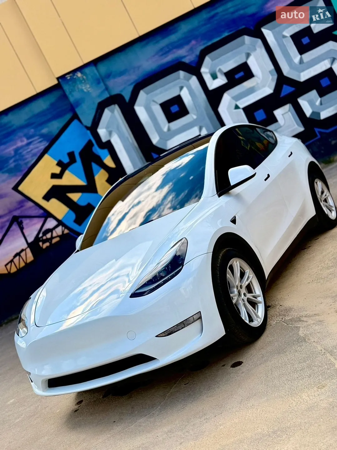2024 Tesla Model Y - мініатюра 4
