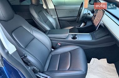 Внедорожник / Кроссовер Tesla Model Y 2021 в Львове
