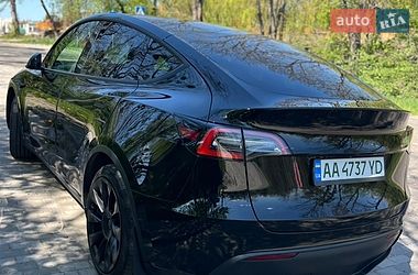 Внедорожник / Кроссовер Tesla Model Y 2021 в Киеве