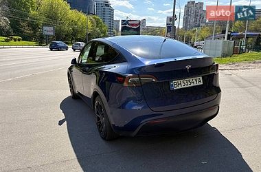 Внедорожник / Кроссовер Tesla Model Y 2023 в Киеве