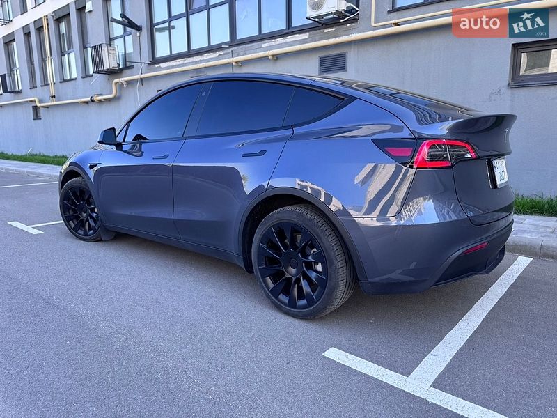 Внедорожник / Кроссовер Tesla Model Y 2023 в Черкассах