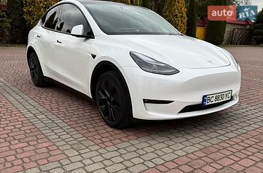 Позашляховик / Кросовер Tesla Model Y 2024 в Львові