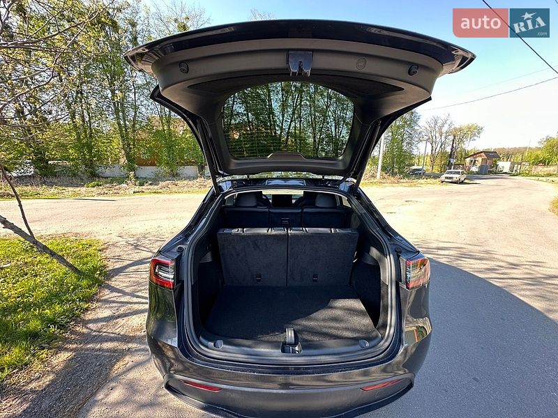 Внедорожник / Кроссовер Tesla Model Y 2024 в Виннице
