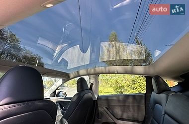 Внедорожник / Кроссовер Tesla Model Y 2024 в Виннице