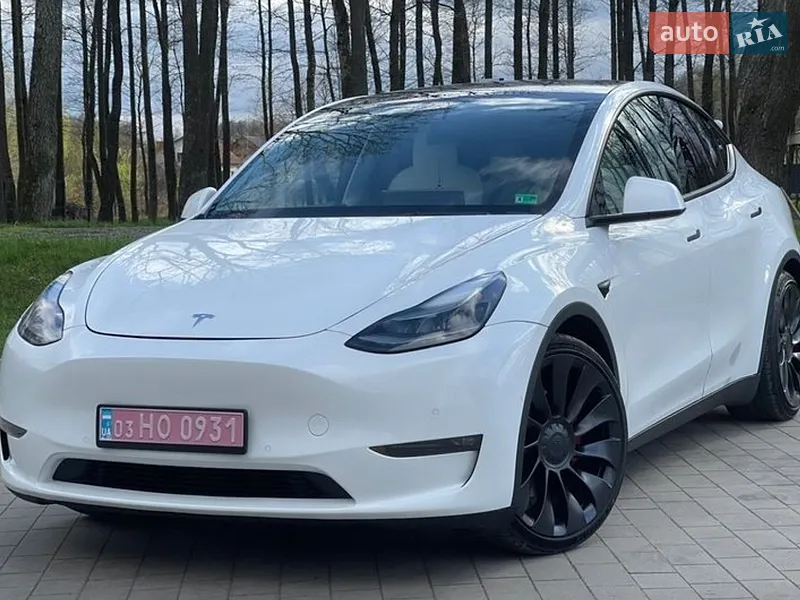 Tesla Model Y