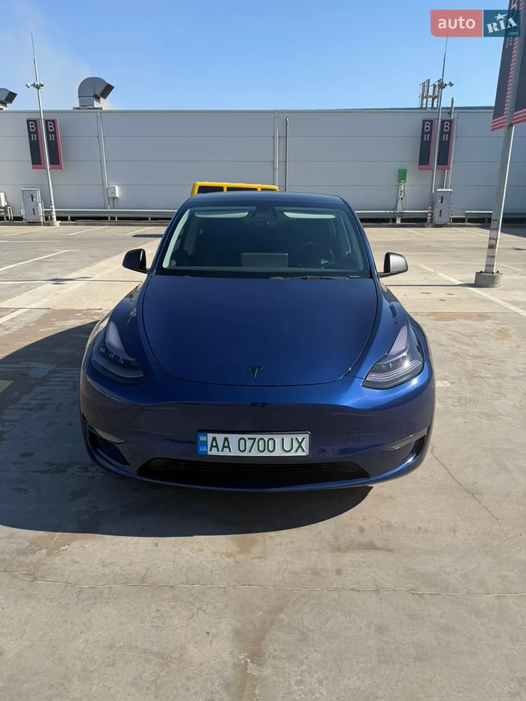 2021 Tesla Model Y - мініатюра 9