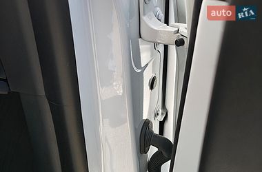 Внедорожник / Кроссовер Tesla Model Y 2022 в Киеве