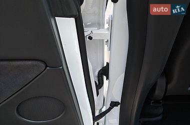 Внедорожник / Кроссовер Tesla Model Y 2022 в Киеве
