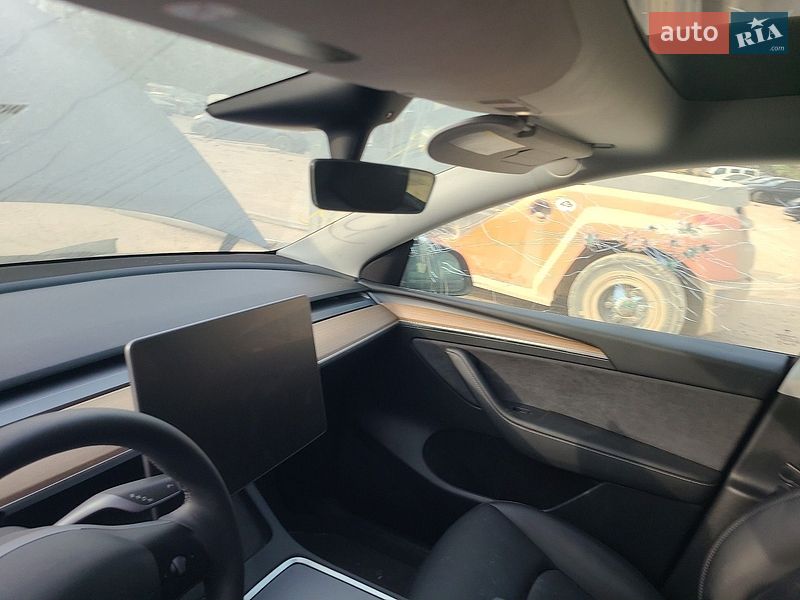 Внедорожник / Кроссовер Tesla Model Y 2023 в Запорожье
