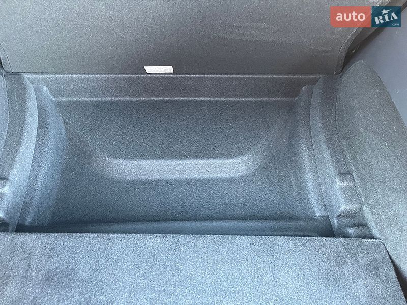 Внедорожник / Кроссовер Tesla Model Y 2021 в Борисполе
