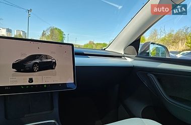 Внедорожник / Кроссовер Tesla Model Y 2024 в Львове