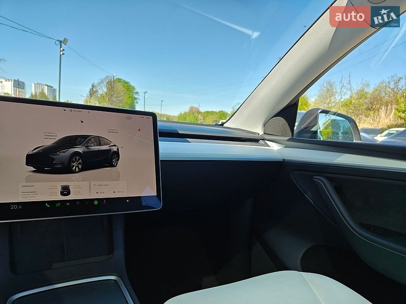 Внедорожник / Кроссовер Tesla Model Y 2024 в Львове