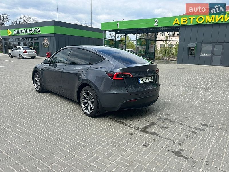 Внедорожник / Кроссовер Tesla Model Y 2022 в Новомосковске