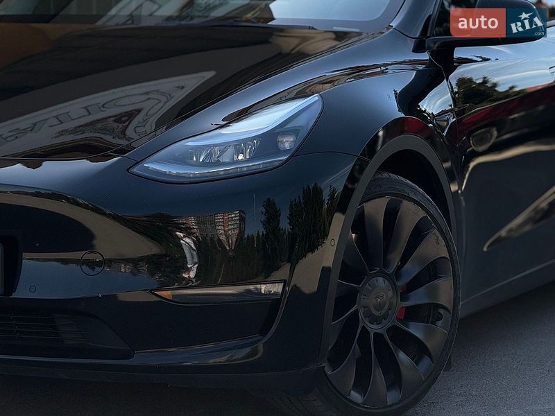 Внедорожник / Кроссовер Tesla Model Y 2022 в Тернополе