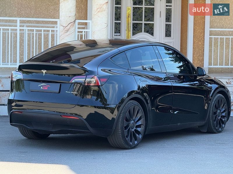 Внедорожник / Кроссовер Tesla Model Y 2022 в Тернополе