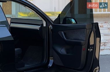Внедорожник / Кроссовер Tesla Model Y 2022 в Тернополе