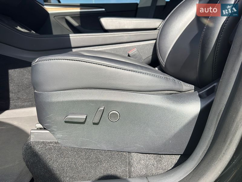 Внедорожник / Кроссовер Tesla Model Y 2023 в Одессе
