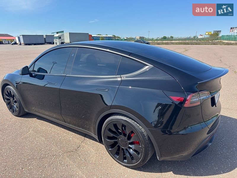 Внедорожник / Кроссовер Tesla Model Y 2023 в Одессе
