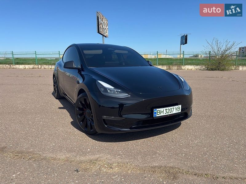 Внедорожник / Кроссовер Tesla Model Y 2023 в Одессе