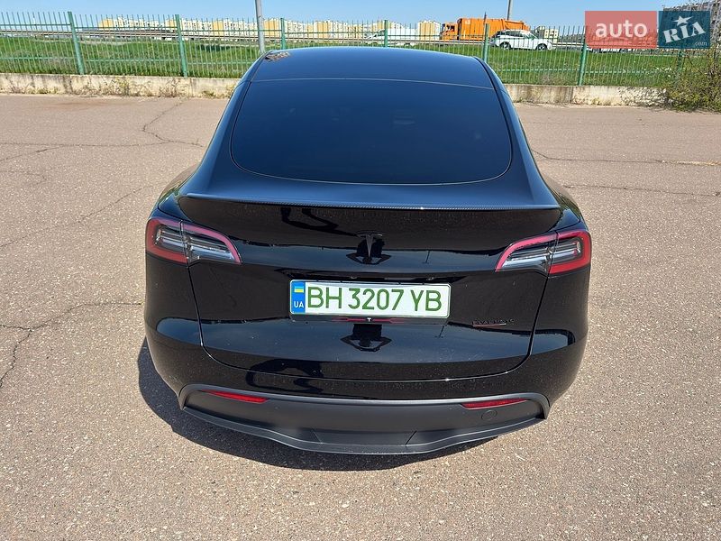 Внедорожник / Кроссовер Tesla Model Y 2023 в Одессе