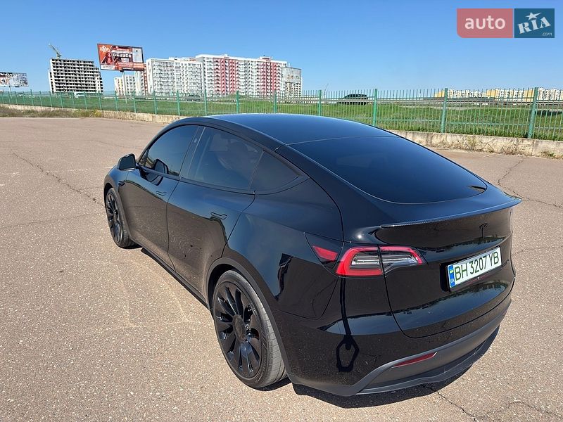 Внедорожник / Кроссовер Tesla Model Y 2023 в Одессе