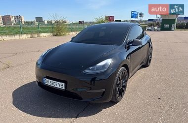 Внедорожник / Кроссовер Tesla Model Y 2023 в Одессе