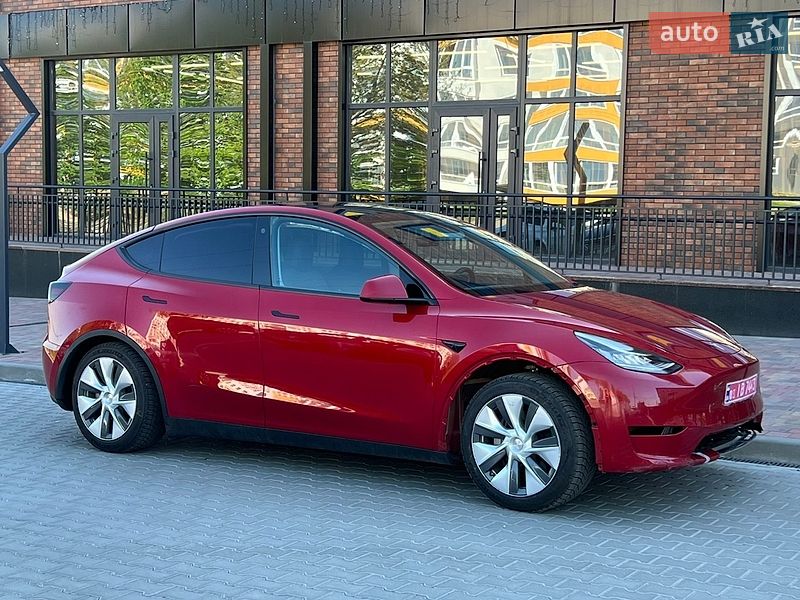 Внедорожник / Кроссовер Tesla Model Y 2023 в Виннице
