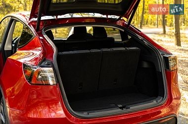 Внедорожник / Кроссовер Tesla Model Y 2021 в Киеве