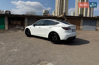 Внедорожник / Кроссовер Tesla Model Y 2021 в Киеве
