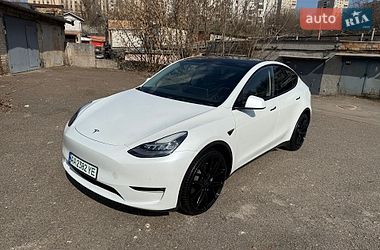 Внедорожник / Кроссовер Tesla Model Y 2021 в Киеве