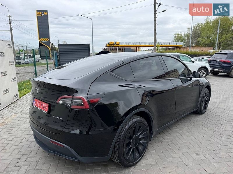 Внедорожник / Кроссовер Tesla Model Y 2022 в Луцке
