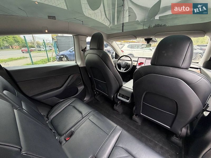 Внедорожник / Кроссовер Tesla Model Y 2022 в Луцке