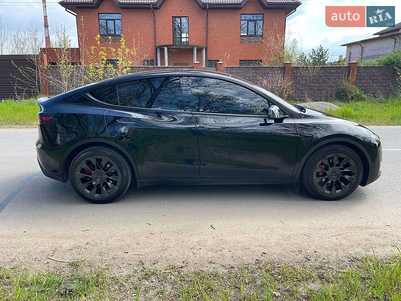Внедорожник / Кроссовер Tesla Model Y 2022 в Запорожье